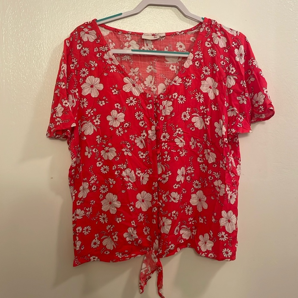 Floral top